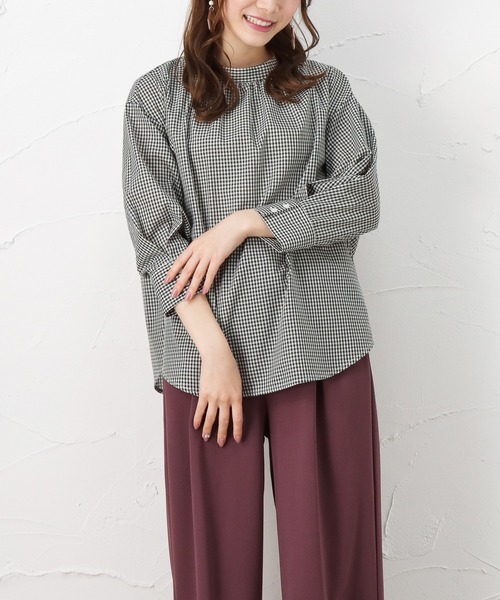 NAVY(ネイビー)の「プチハイネック 7分袖ブラウス(シャツ/ブラウス・レディース・ネイビー/ブラック/ベージュ・L/M)」の2枚目の写真