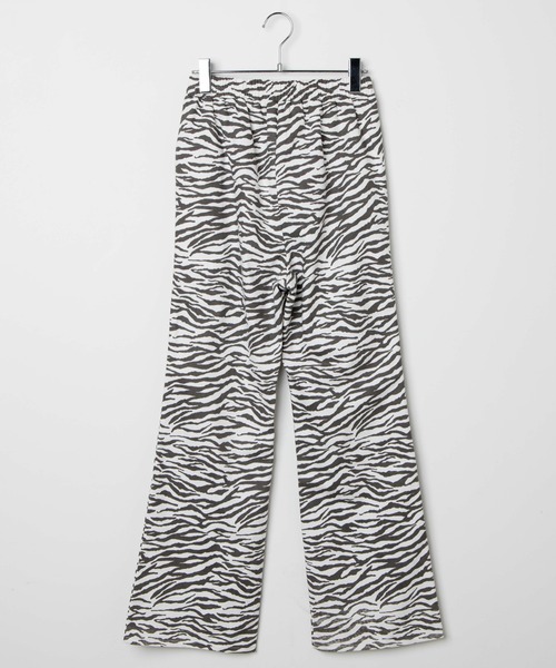 WEGO（ウィゴー）の「DISPARK/ピンタックフレアパンツ（スラックス・レディース・アニマル・FREE）」の10枚目の写真