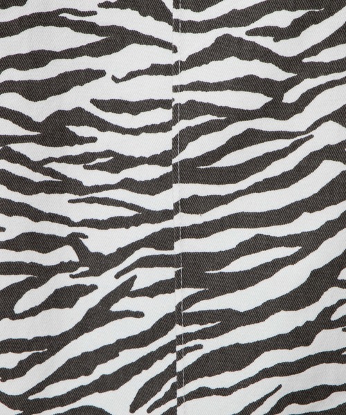 WEGO（ウィゴー）の「DISPARK/ピンタックフレアパンツ（スラックス・レディース・アニマル・FREE）」の5枚目の写真