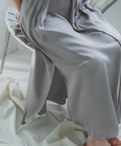 ITEMS URBANRESEARCH（アイテムズ アーバンリサーチ）の「フレンチスリーブサテンワンピース（ワンピース・レディース・グリーン/イエロー/グレー・FREE）」の12枚目の写真