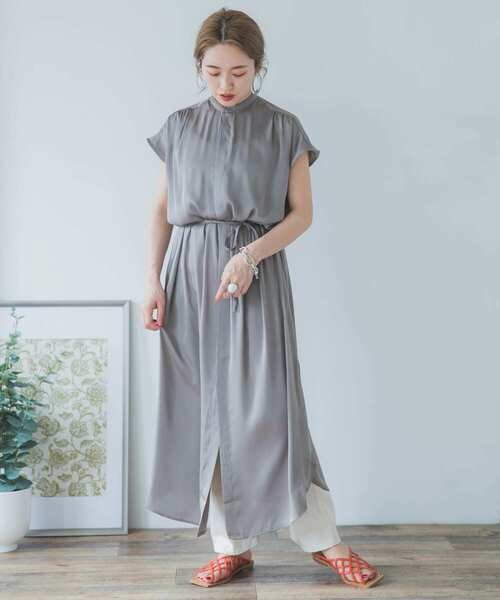 ITEMS URBANRESEARCH（アイテムズ アーバンリサーチ）の「フレンチスリーブサテンワンピース（ワンピース・レディース・グリーン/イエロー/グレー・FREE）」の18枚目の写真