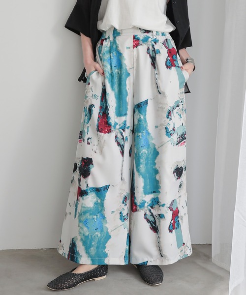n'OrLABEL（ノアールレーベル）の「『水彩アートプリントワイドパンツ』（その他パンツ・レディース・イエロー/ブルー・1/2）」の17枚目の写真