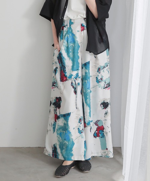 n'OrLABEL（ノアールレーベル）の「『水彩アートプリントワイドパンツ』（その他パンツ・レディース・イエロー/ブルー・1/2）」の18枚目の写真