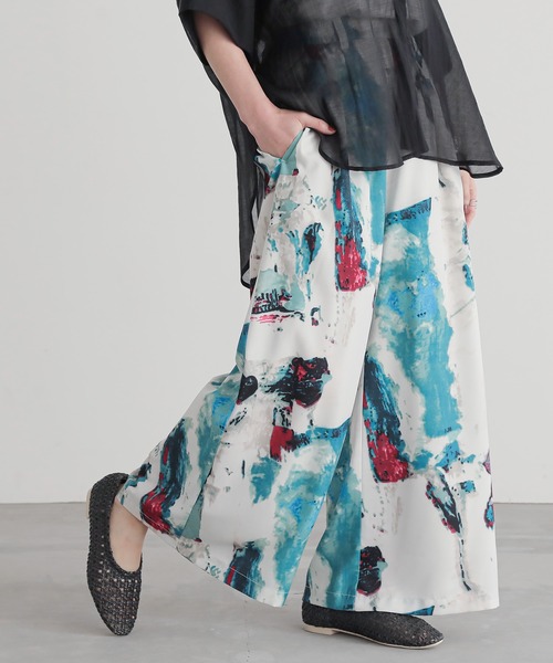 n'OrLABEL（ノアールレーベル）の「『水彩アートプリントワイドパンツ』（その他パンツ・レディース・イエロー/ブルー・1/2）」の19枚目の写真