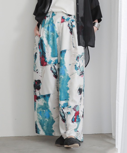 n'OrLABEL（ノアールレーベル）の「『水彩アートプリントワイドパンツ』（その他パンツ・レディース・イエロー/ブルー・1/2）」の16枚目の写真