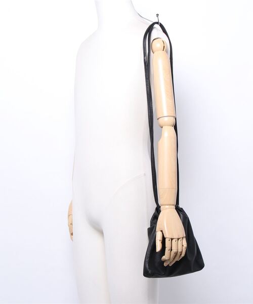 URU（ウル）の「【URU / ウル】 LEATHER POUCH（ショルダーバッグ・メンズ・ブラック・FREE）」の10枚目の写真