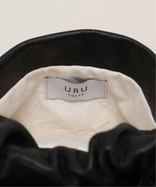 URU（ウル）の「【URU / ウル】 LEATHER POUCH（ショルダーバッグ・メンズ・ブラック・FREE）」の8枚目の写真