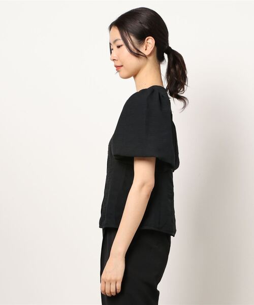 ehka sopo（エヘカソポ）の「Vネックパフスリーブブラウス（シャツ/ブラウス・レディース・ラベンダー/オフホワイト/グリーン/ブラック・ﾌﾘ-）」の5枚目の写真