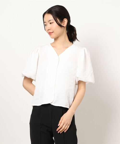 ehka sopo（エヘカソポ）の「Vネックパフスリーブブラウス（シャツ/ブラウス・レディース・ラベンダー/オフホワイト/グリーン/ブラック・ﾌﾘ-）」の7枚目の写真