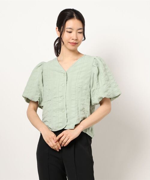 ehka sopo（エヘカソポ）の「Vネックパフスリーブブラウス（シャツ/ブラウス・レディース・ラベンダー/オフホワイト/グリーン/ブラック・ﾌﾘ-）」の9枚目の写真