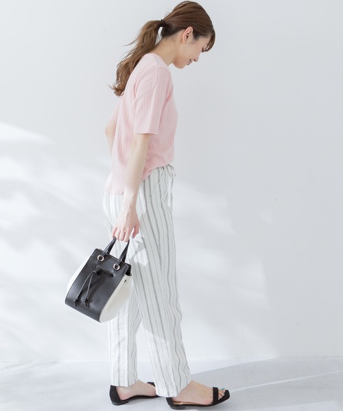 URBAN RESEARCH Sonny Label(アーバンリサーチサニーレーベル)の「汗ジミ防止UVワイドリブTシャツ(Tシャツ/カットソー・レディース・オフホワイト/ピンク/ベージュ/ブラック・FREE)」の7枚目の写真