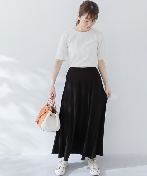 URBAN RESEARCH Sonny Label(アーバンリサーチサニーレーベル)の「汗ジミ防止UVワイドリブTシャツ(Tシャツ/カットソー・レディース・オフホワイト/ピンク/ベージュ/ブラック・FREE)」の13枚目の写真