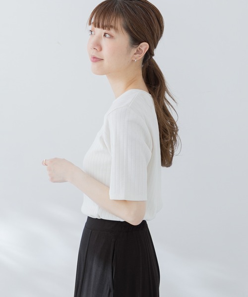 URBAN RESEARCH Sonny Label(アーバンリサーチサニーレーベル)の「汗ジミ防止UVワイドリブTシャツ(Tシャツ/カットソー・レディース・オフホワイト/ピンク/ベージュ/ブラック・FREE)」の15枚目の写真