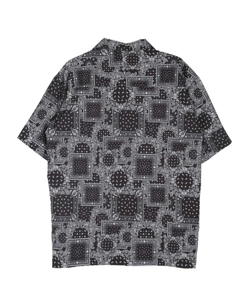 Lulu ＆ Arnie（るるあんどあーにー）の「【セットアップで着用可能】ポリエステル 総柄 オープンカラー 半袖 シャツ（シャツ/ブラウス・メンズ・ブラック系その他/ホワイト系その他・MEDIUM/LARGE/X-LARGE）」の9枚目の写真