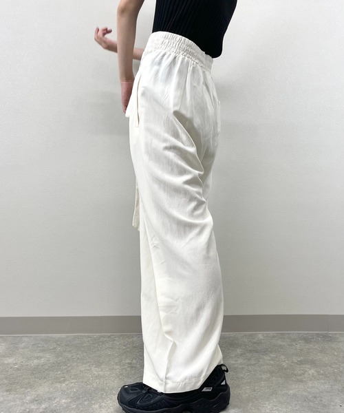 ASTRAL（アストラル）の「【ASTRAL】design wide pants（スラックス・メンズ・アイボリー・ONE SIZE）」の2枚目の写真