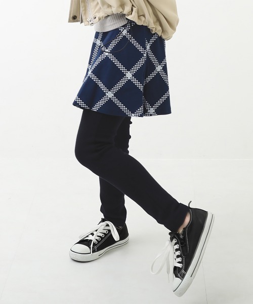 devirock（デビロック）の「10分丈 プリントスカッツ（ストレッチコットン）（スカート・キッズ・ブラウン/ラベンダー/ブラック系その他/オフホワイト/ネイビー/モカ/ライトブラウン/ベージュ/パープル系その他2/ブラック/パープル系その他/ブルー系その他/グレー系その他/グリーン系その他・100cm/110cm/120cm/130cm/140cm/150cm/80ｃｍ/90cm/160cm）」の10枚目の写真