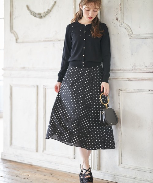tocco closet(トッコ クローゼット)の「パール付き透かし編みUV加工カーディガン(カーディガン/ボレロ・レディース・ブラック/ピンク系その他・M)」の3枚目の写真