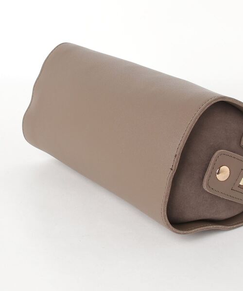 Per sist ence（パーシエンス）の「Per sist ence/パーシエンス　サイドスエード コンビショルダー（ショルダーバッグ・レディース・ライトグレー/ブラック/モカ・FREE）」の5枚目の写真