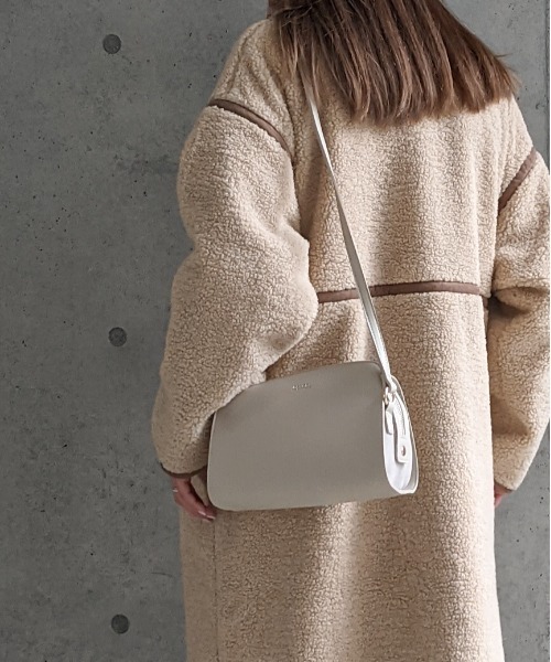 Per sist ence（パーシエンス）の「Per sist ence/パーシエンス　サイドスエード コンビショルダー（ショルダーバッグ・レディース・ライトグレー/ブラック/モカ・FREE）」の18枚目の写真