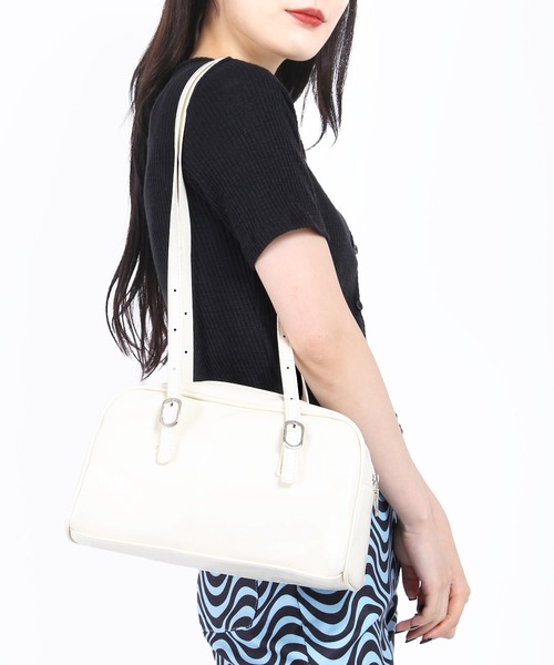 WC（ダブル シー）の「ベルトボストンバッグ（ボストンバッグ・レディース・ホワイト/ブラック/グリーン・FREE）」の5枚目の写真