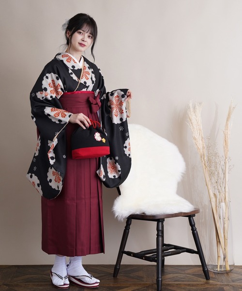 utatane(ウタタネ)の「袴セット アンティーク雪輪(着物・レディース・ブラック・M)」の9枚目の写真