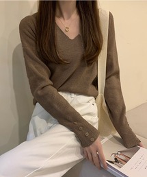 スリーブボタンキーネックニット