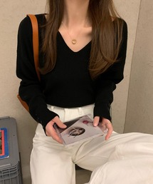 スリーブボタンキーネックニット