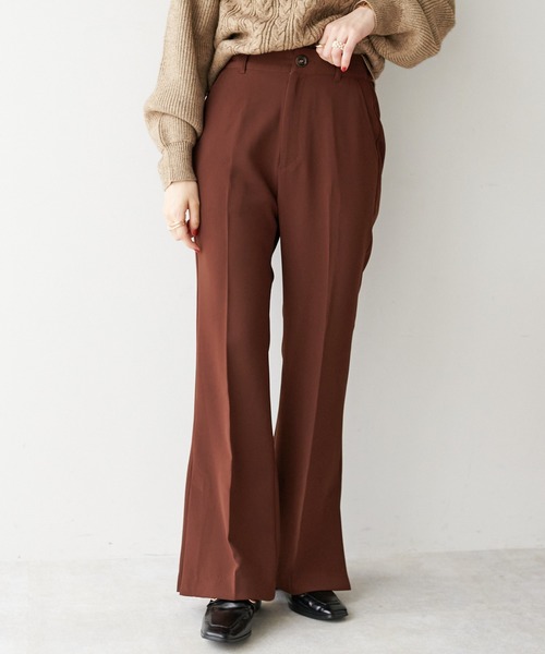 DISCOAT（ディスコート）の「センタープレスカラーフレアパンツ（その他パンツ・レディース・ブラック/ダークグリーン/ブラウン/アイボリー/マスタード/ローズ/ホワイト系その他/モスグリーン・SMALL/MEDIUM/LARGE）」の11枚目の写真