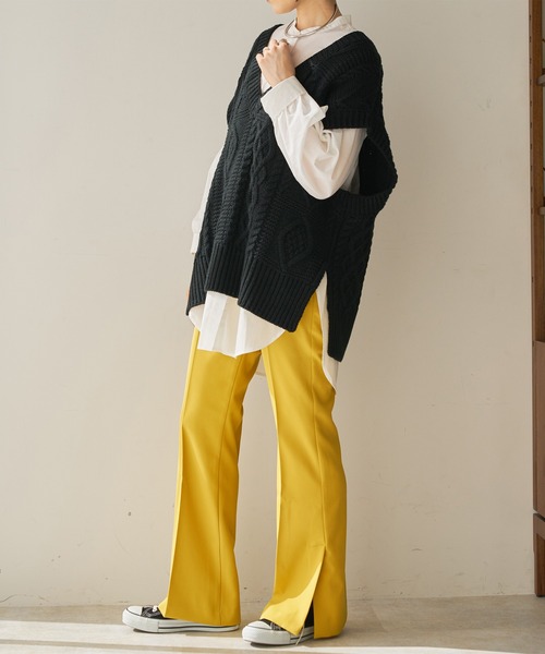 DISCOAT（ディスコート）の「センタープレスカラーフレアパンツ（その他パンツ・レディース・ブラック/ダークグリーン/ブラウン/アイボリー/マスタード/ローズ/ホワイト系その他/モスグリーン・SMALL/MEDIUM/LARGE）」の16枚目の写真