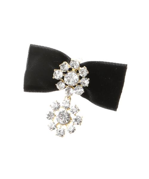 INGNI(イング)の「クリスタルパーツ付リボンピアス(ピアス(両耳用)・レディース・ブラック・ONE SIZE)」の3枚目の写真