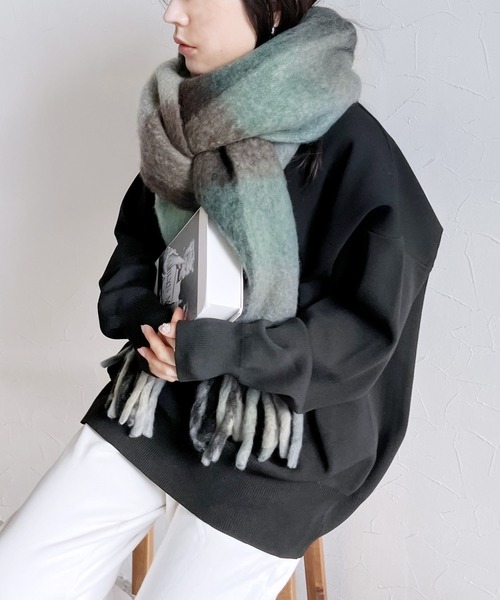 reca（レカ）の「【ZOZOTOWN限定】モコモコボリュームストール（ストール/ショール・レディース・ブラック系その他/ブラウン系その他/ブラック系その他2/グリーン系その他/オレンジ系その他/ピンク系/イエロー系・FREE）」の20枚目の写真