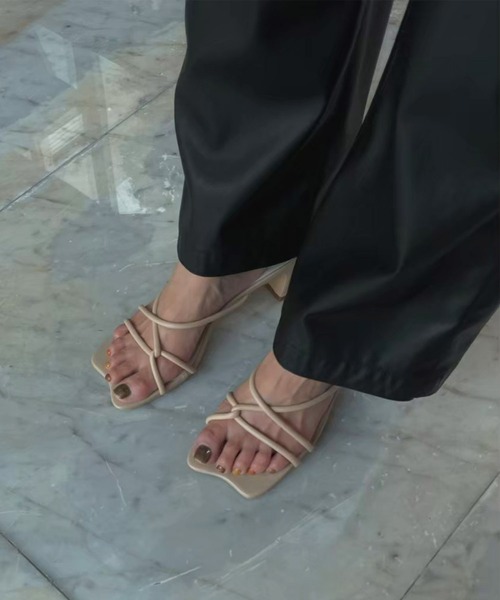 Ameri(アメリ)の「WAVE TOE SANDAL(サンダル・レディース・ブラック/ベージュ/グリーン・SMALL/MEDIUM/LARGE)」の8枚目の写真