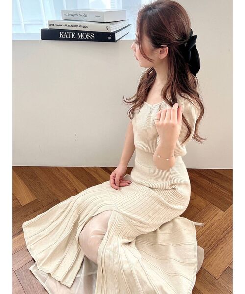 RESEXXY（リゼクシー）の「スリットシアーマーメイドワンピース（ワンピース・レディース・ブラック/ベージュ/オレンジ/ブルー・FREE）」の7枚目の写真