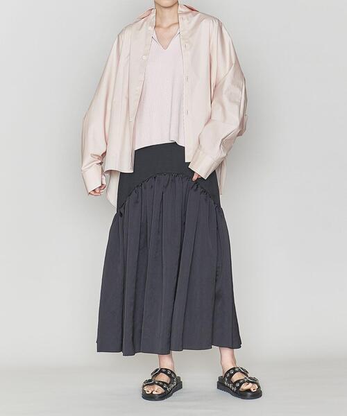 ❤️ASTRAET❤️バックフレア レギュラーカラーシャツ ホワイト ASTRAET（アストラット）の「＜ASTRAET（アストラット）＞C/P