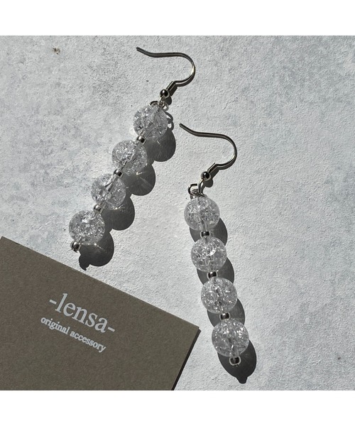 tone(トーン)の「【-lensa-】クラッシュビーズでシンプルピアス(MA)(ピアス(両耳用)・レディース・クリア・FREE)」の1枚目の写真