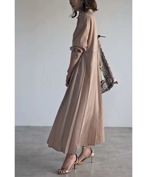 Bonjour Sagan（ボンジュールサガン）の「プリーツ切替バンドカラーワンピース（ワンピース・レディース・ホワイト/ベージュ・FREE）」の7枚目の写真