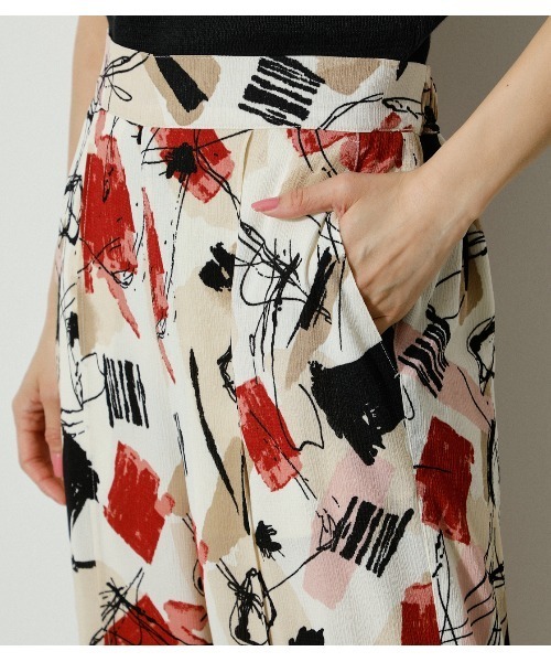 AZUL by moussy（アズールバイマウジー）の「MIX PAINT PANTS/ミックスペイントパンツ（その他パンツ・レディース・グリーン系その他/レッド系その他・SMALL/MEDIUM）」の7枚目の写真