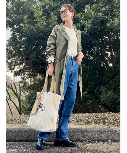 Lee（リー）の「【Lee】ポーチ付きトート【A4対応】（トートバッグ・レディース・ベージュ/カーキブラウン・ONE SIZE）」の8枚目の写真