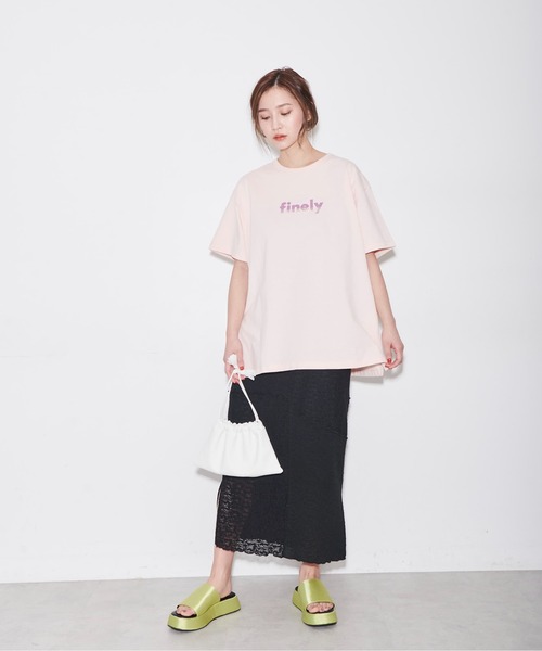 FREE'S MART(フリーズマート)の「◆ロゴプリント&刺繍オーバーサイズTシャツ(Tシャツ/カットソー・レディース・ホワイト/ブラック/ピンク・FREE)」の16枚目の写真