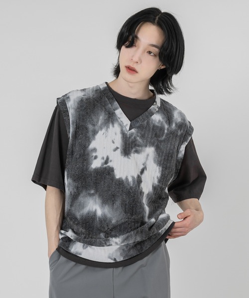 FOLLOWIN（フォロウィン）の「【UNISEX】タイダイサマーニットベスト（ベスト・レディース・ブラック/レッド・FREE）」の13枚目の写真