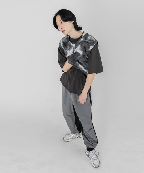 FOLLOWIN（フォロウィン）の「【UNISEX】タイダイサマーニットベスト（ベスト・レディース・ブラック/レッド・FREE）」の19枚目の写真
