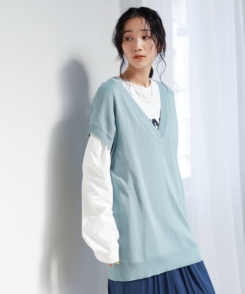 CRAFT STANDARD BOUTIQUE（クラフトスタンダードブティック）の「後ろボタンVネックチュニック　＊◆（ベスト・レディース・ブラック/グリーン/アイボリー・FREE）」の3枚目の写真