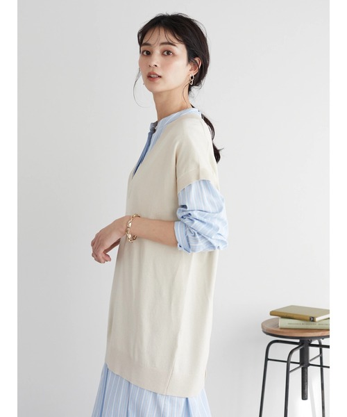 CRAFT STANDARD BOUTIQUE（クラフトスタンダードブティック）の「後ろボタンVネックチュニック　＊◆（ベスト・レディース・ブラック/グリーン/アイボリー・FREE）」の5枚目の写真