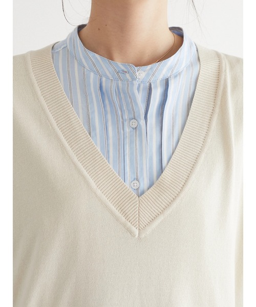 CRAFT STANDARD BOUTIQUE（クラフトスタンダードブティック）の「後ろボタンVネックチュニック　＊◆（ベスト・レディース・ブラック/グリーン/アイボリー・FREE）」の12枚目の写真