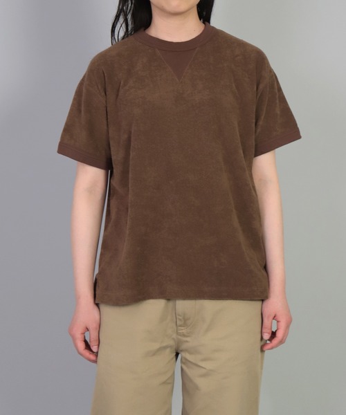 OMNIGOD（オムニゴッド）の「[OMNIGOD womens / オムニゴッド] ミニパイル ショートスリーブトレーナー（Tシャツ/カットソー・レディース・ネイビー/ブラウン/オフホワイト・FREE）」の1枚目の写真
