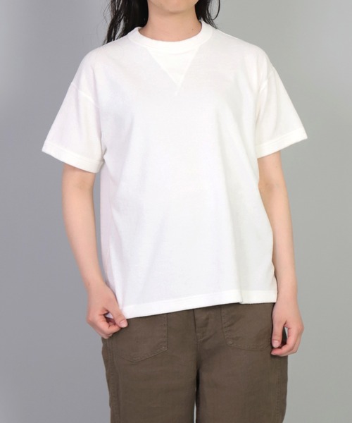 OMNIGOD（オムニゴッド）の「[OMNIGOD womens / オムニゴッド] ミニパイル ショートスリーブトレーナー（Tシャツ/カットソー・レディース・ネイビー/ブラウン/オフホワイト・FREE）」の2枚目の写真