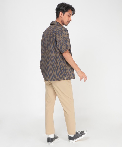ikka（イッカ）の「ジオメトリックプリントシャツ（シャツ/ブラウス・メンズ・ベージュ/ネイビー・L/M/XL/S）」の18枚目の写真