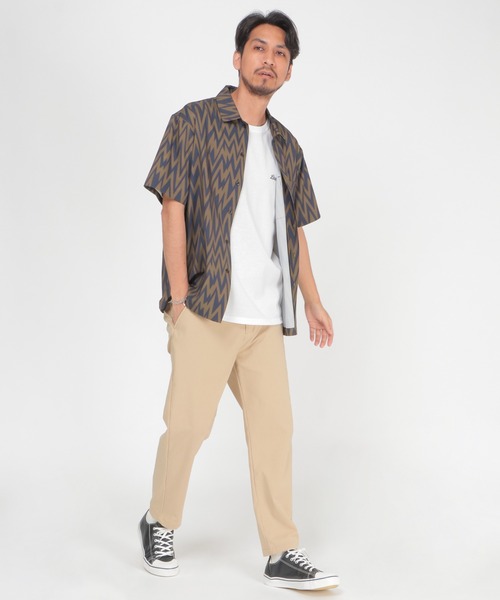 ikka（イッカ）の「ジオメトリックプリントシャツ（シャツ/ブラウス・メンズ・ベージュ/ネイビー・L/M/XL/S）」の17枚目の写真