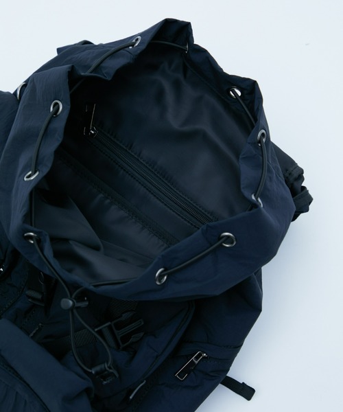 UNITED TOKYO（ユナイテッドトウキョウ）の「ウェイブナイロンバックパック（バックパック/リュック・メンズ・ブラック・FREE）」の14枚目の写真