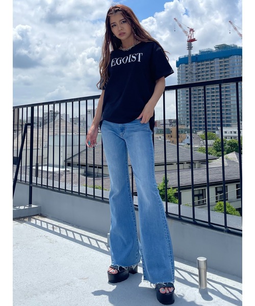 EGOIST(エゴイスト)の「EGOISTロゴTシャツ(Tシャツ/カットソー・レディース・ホワイト/ブラック・FREE)」の5枚目の写真